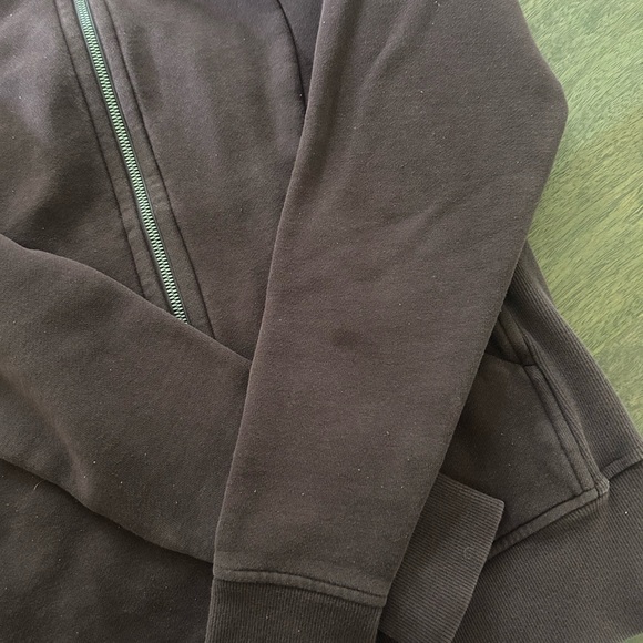 Lululemon Scuba Hoodie Cotton Fleece
Pelt 8 - Picture 9 of 9